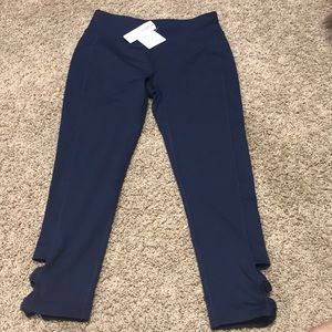 Zenergy by Chico’s Capri legging